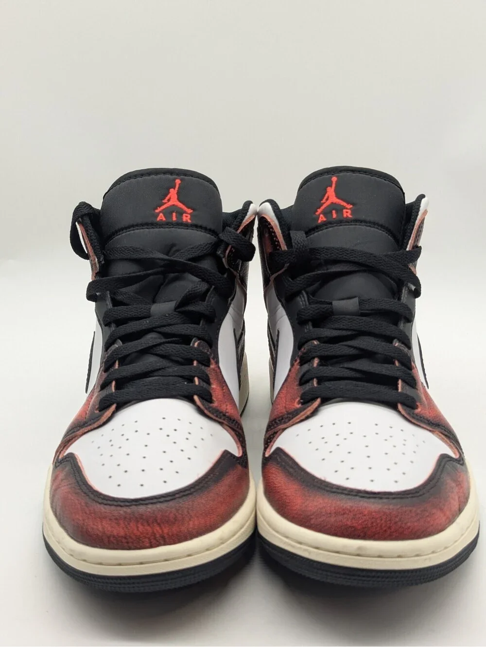 Mens Size 10.5 Nike Jordan 1 SE Mid Wear-Away Chicago Red Black Shoes DV9565-006